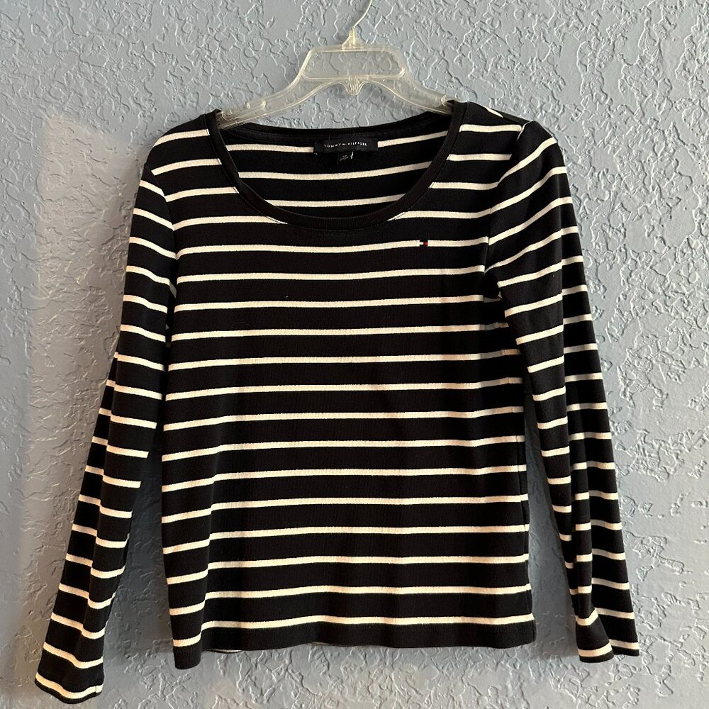 Tommy Hilfiger Size S/P Navy White Stripe Long Sleeve Top EUC Scoop Neck